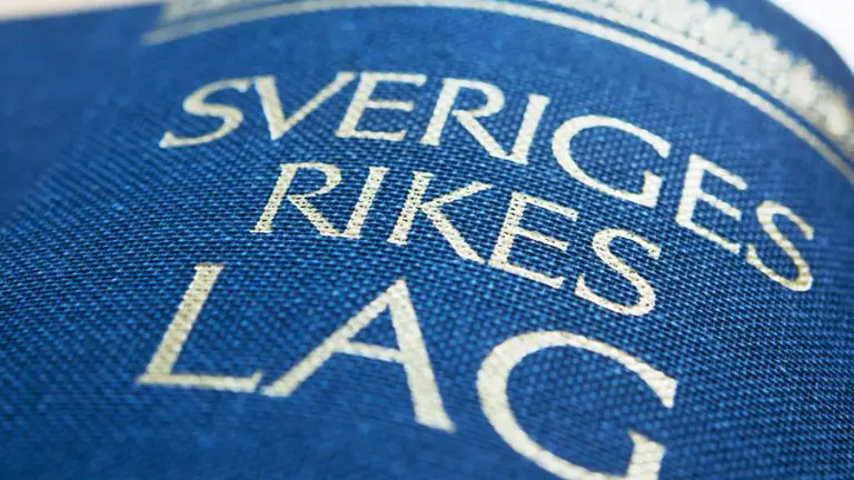 Lagbevakning av HUAros gör det enkelt för er och vi kan matcha kraven i de olika ledningssystemen för miljö ISO 14001 och arbetsmiljö ISO 45001 för er verksamhet. Vi skapar tydliga rutiner och instruktioner för hur era processer och funktioner berörs samt hur ni uppfyller kraven.
